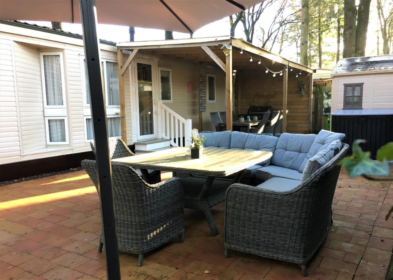 Prachtige Luxe Chalet Op De Veluwe Nabij ホンデルロー エクステリア 写真